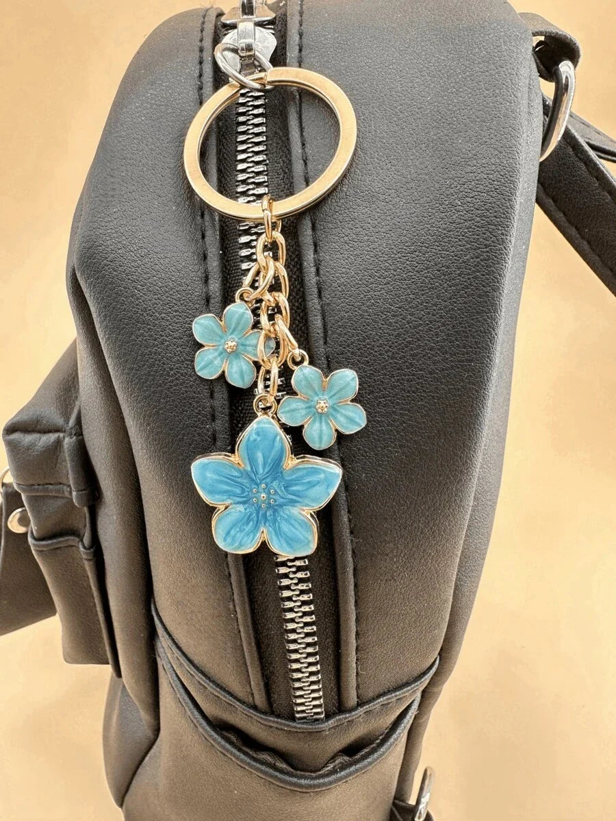 HAILIAN 1pc Sakura Shaped Keychain