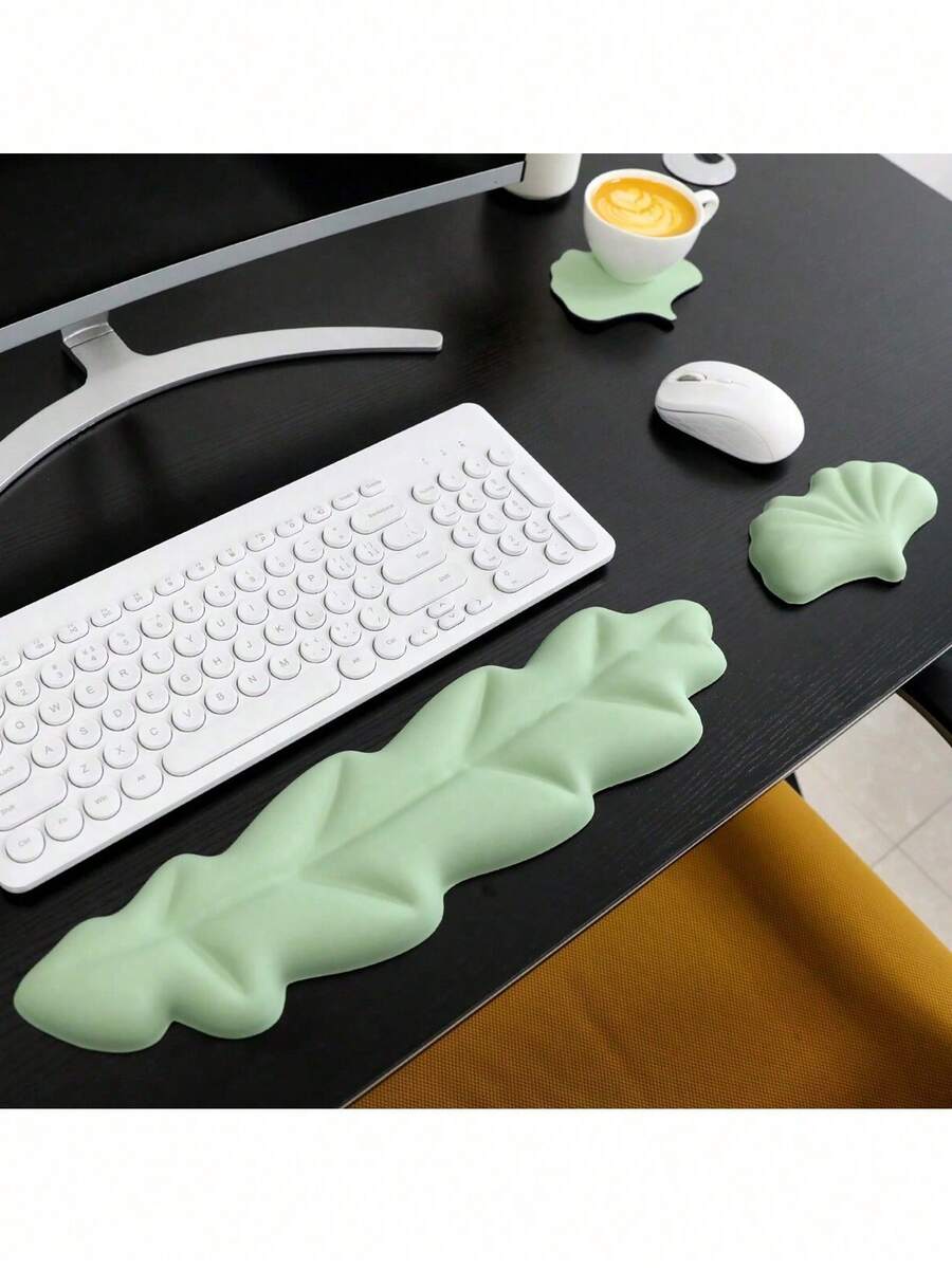 Green Leaf Shaped Keyboard Wrist Rest   Mouse Pad