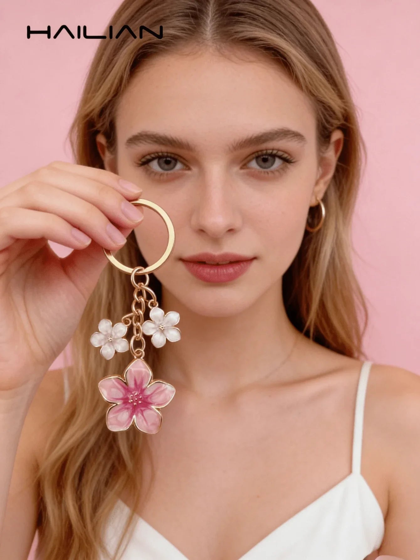 HAILIAN 1pc Sakura Shaped Keychain