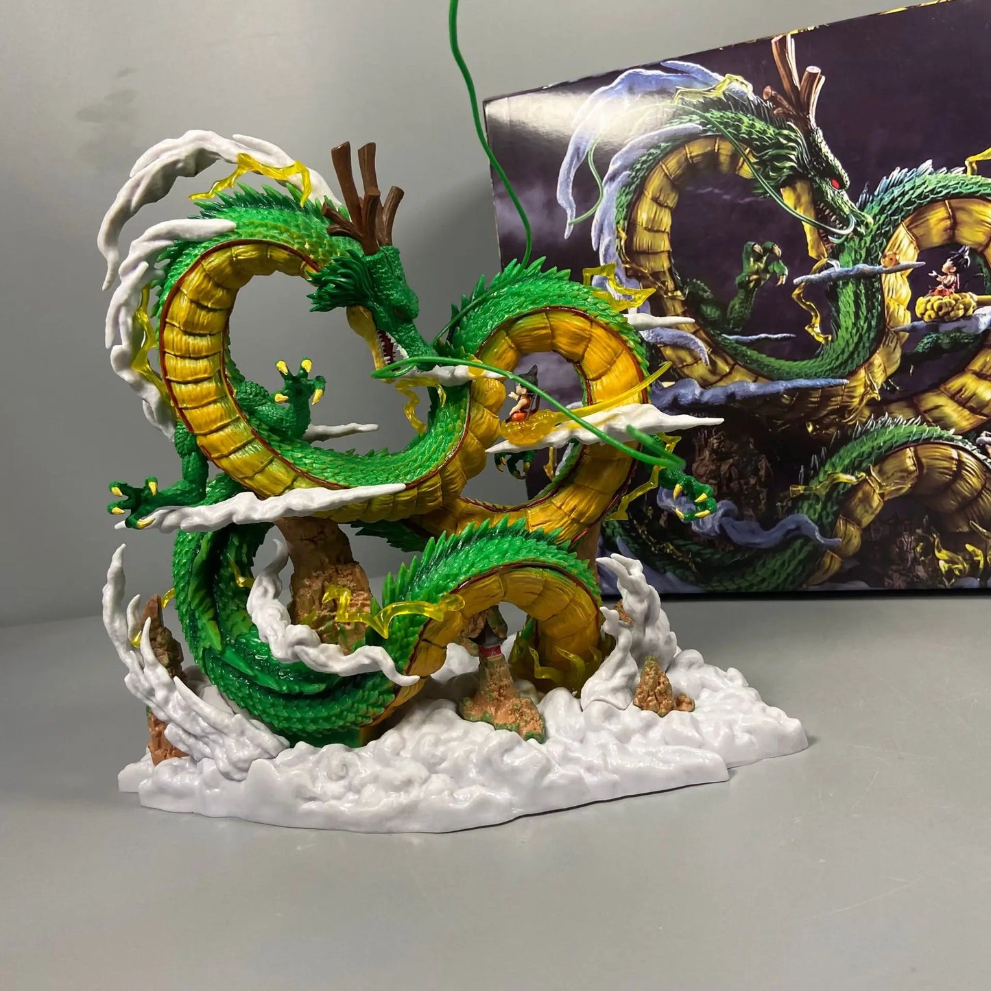 Dragon Ball Shenron Goku Figure